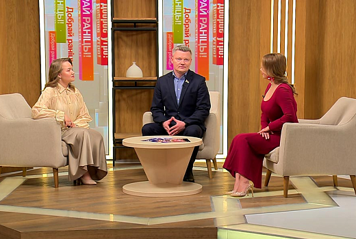 Праздничный концерт к 8 Марта во Дворце Республики